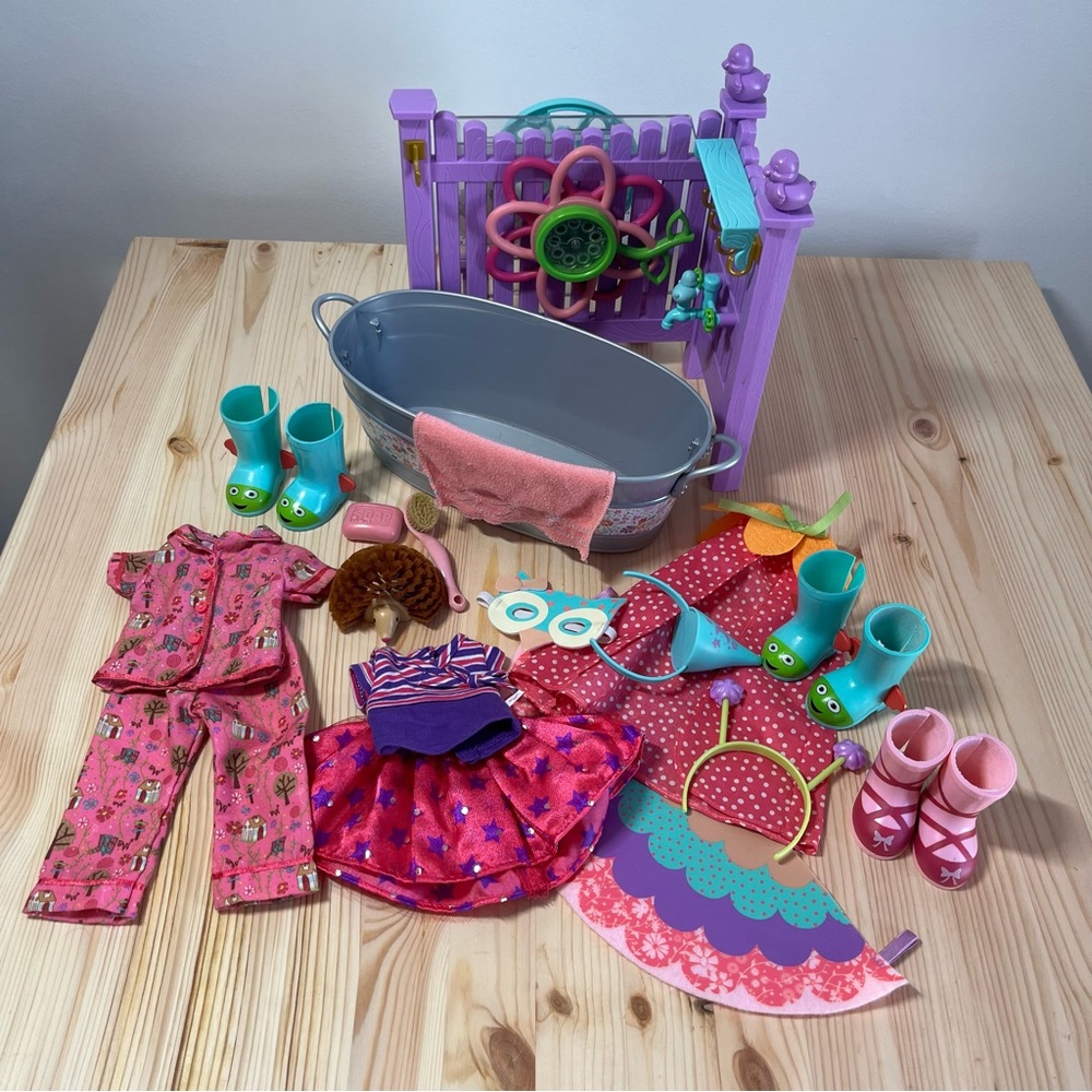 RELISTED - Wellie Wisher Lot